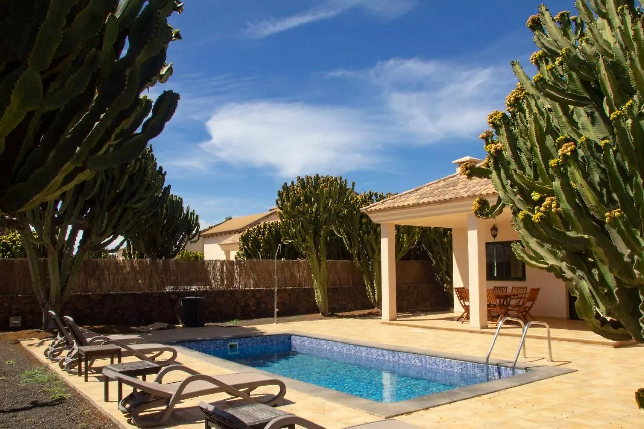 Villas Oasis Casa Vieja La Oliva España